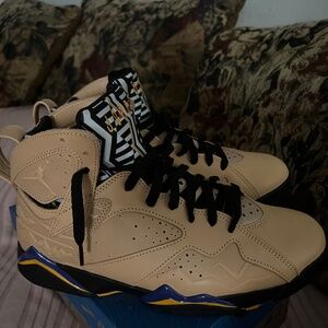 Retro 7s